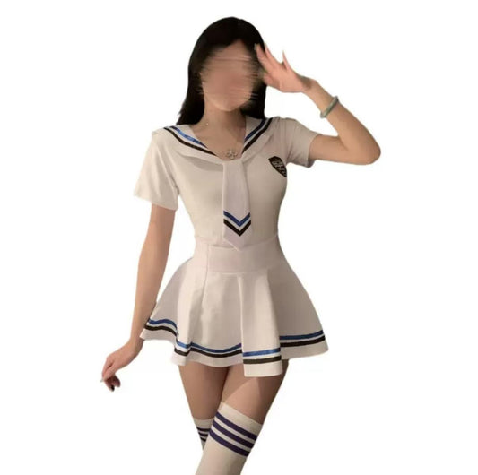 Seductive Sailor – White Hot Sailor Outfit